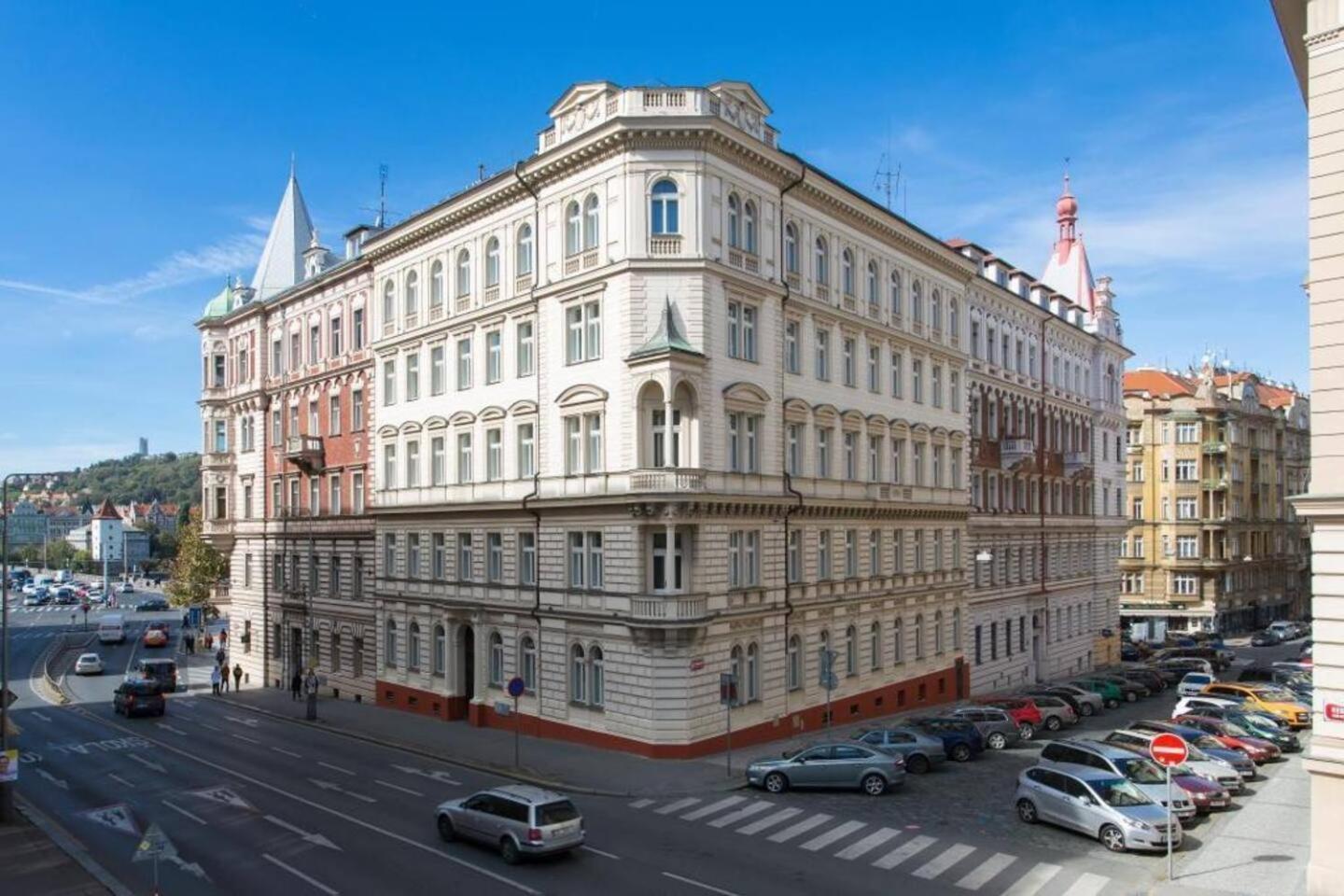 Place Of Grace - 50 Meters From Dancing House Praga Exterior foto